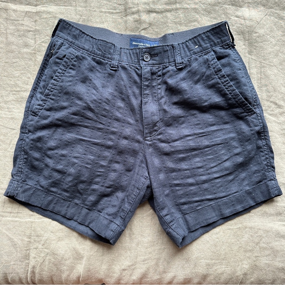 Abercrombie & Fitch Men's Linen-Blend Plainfront Short